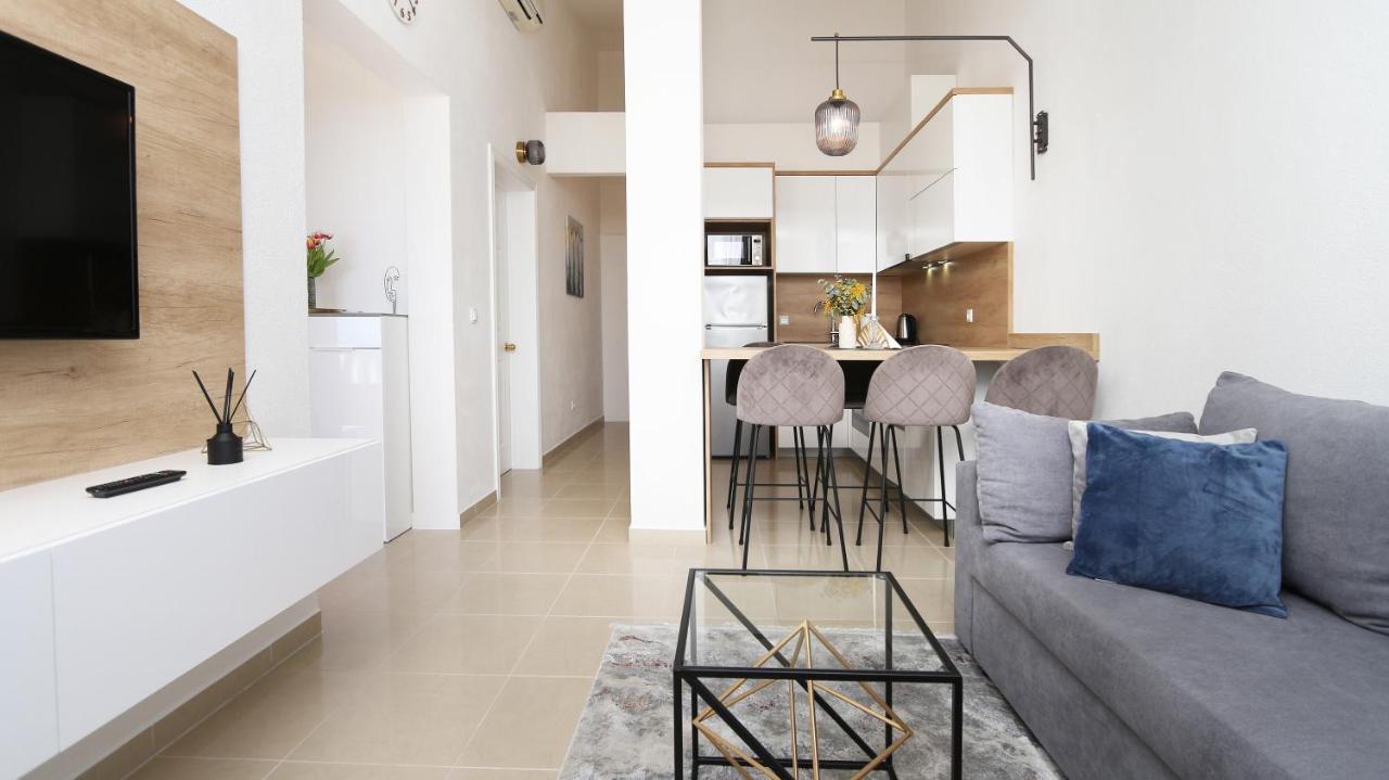 Apartments Emilija 马卡尔斯卡 外观 照片
