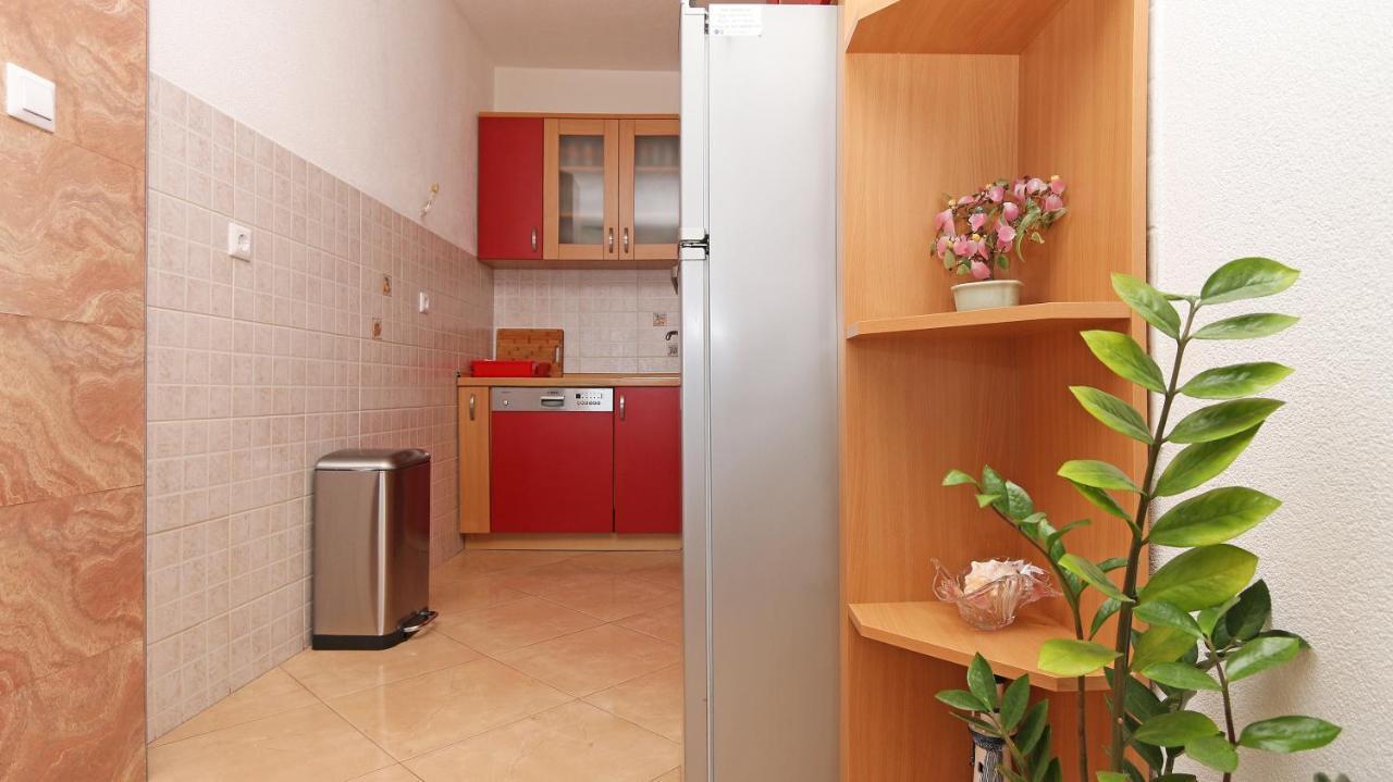Apartments Emilija 马卡尔斯卡 外观 照片