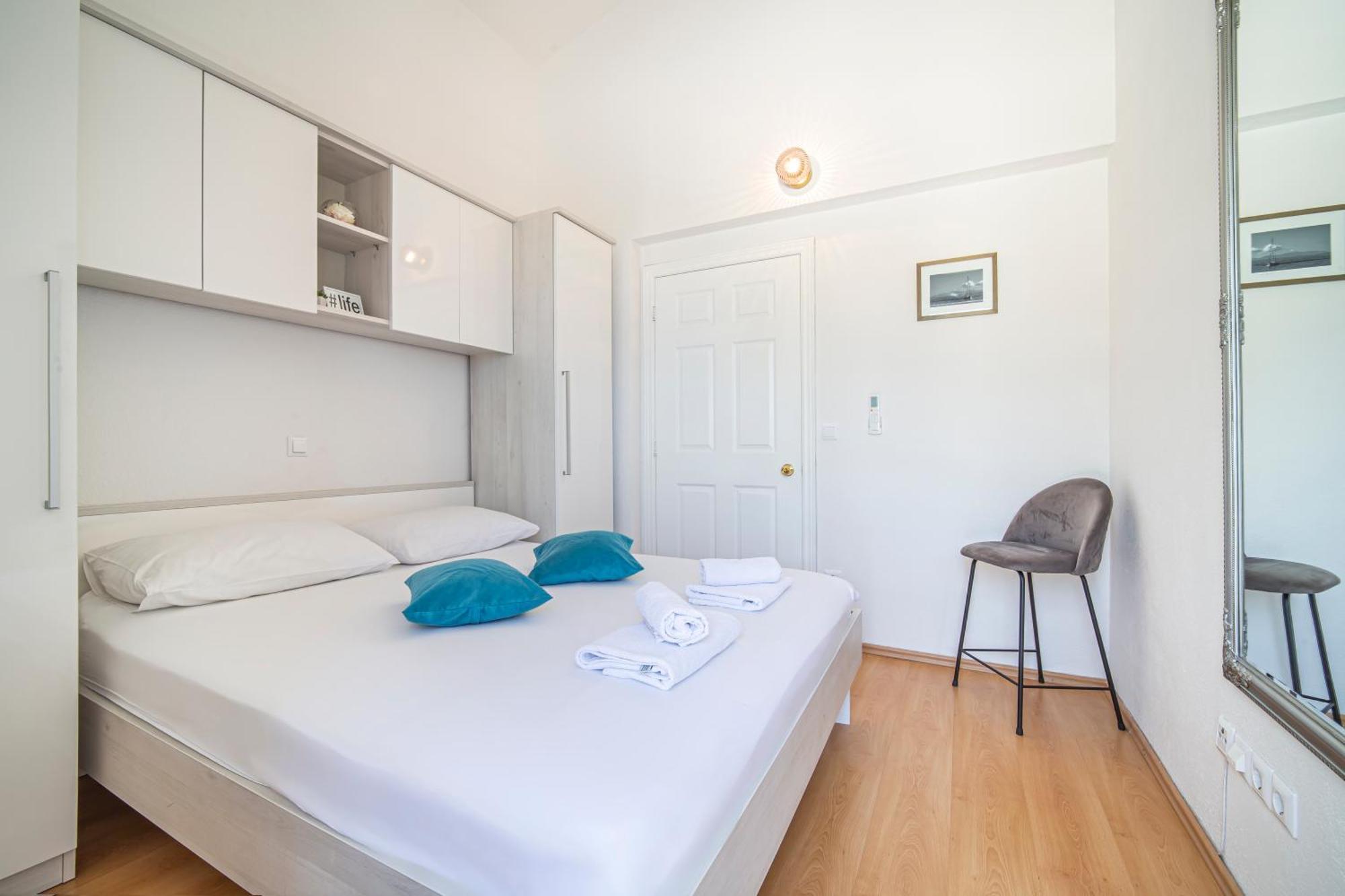 Apartments Emilija 马卡尔斯卡 外观 照片