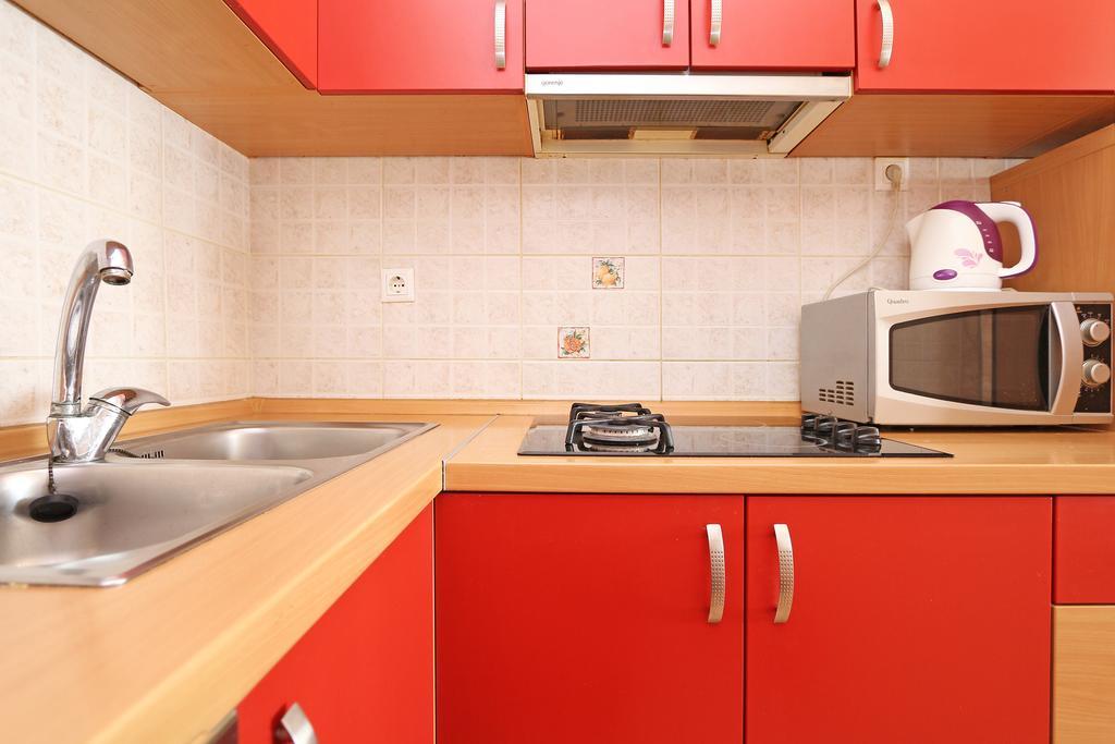 Apartments Emilija 马卡尔斯卡 外观 照片